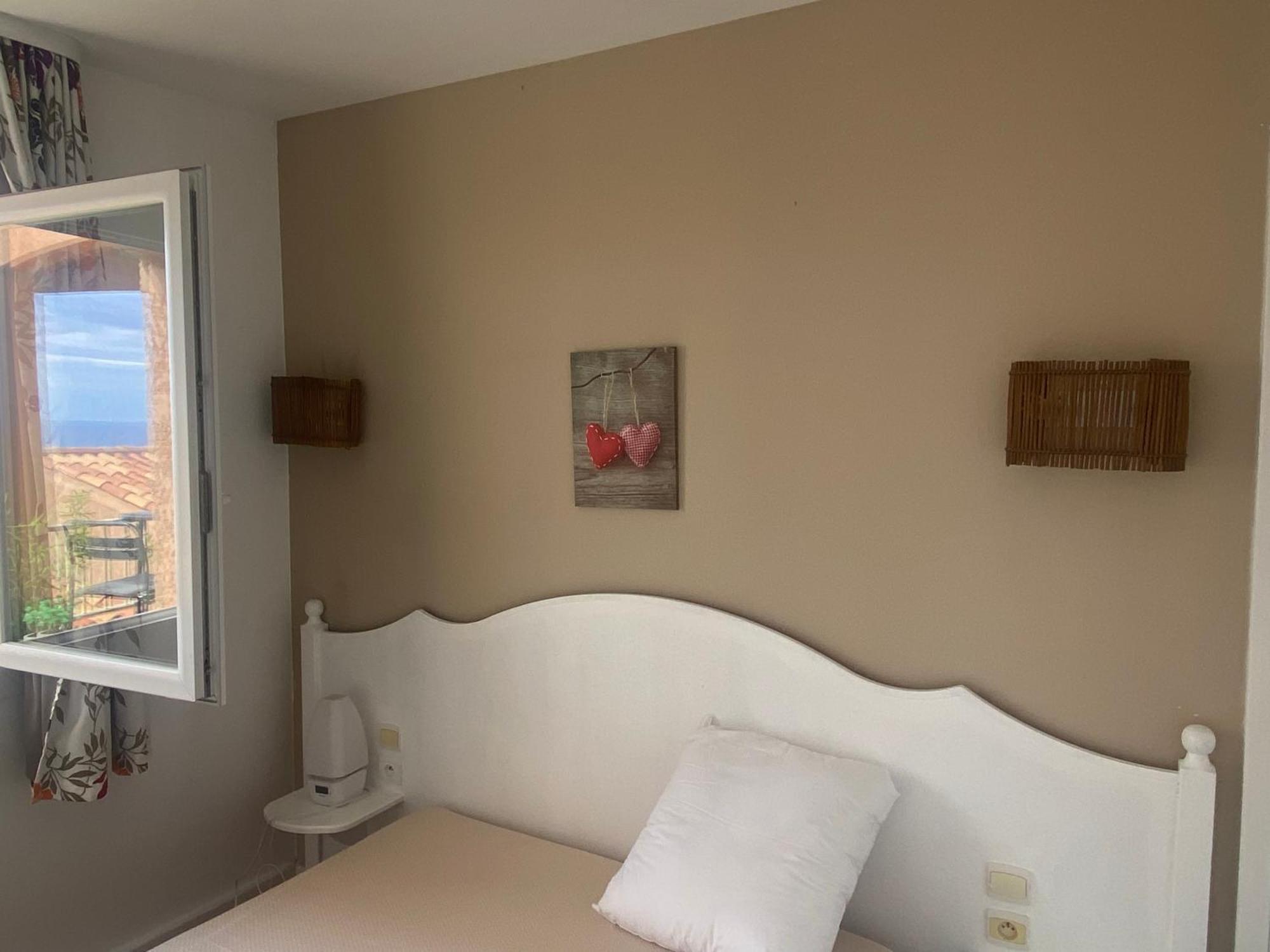 Tres Bel Appartement T3 Avec Splendide Vue Mer Les Issambres Exterior foto