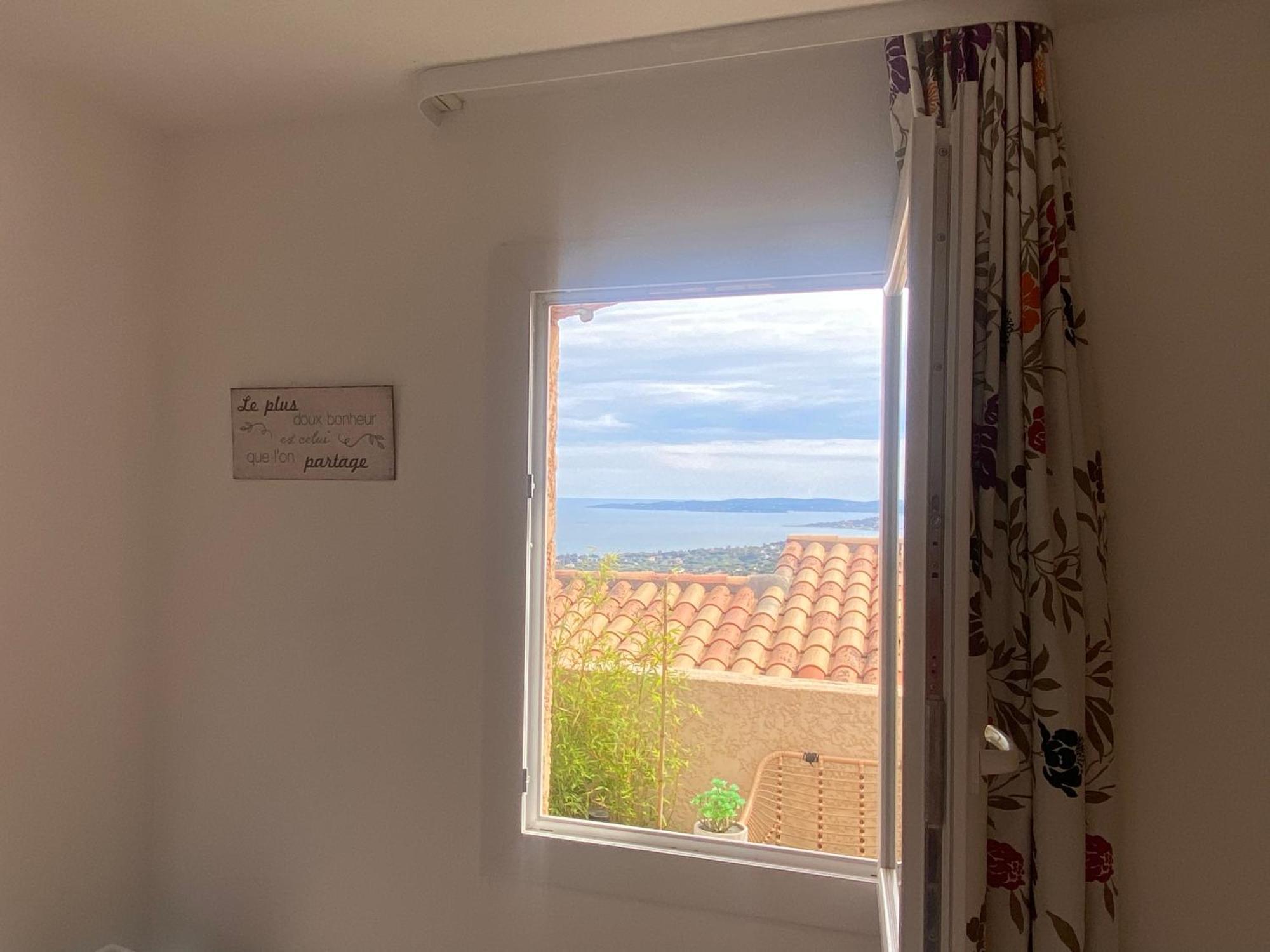 Tres Bel Appartement T3 Avec Splendide Vue Mer Les Issambres Exterior foto